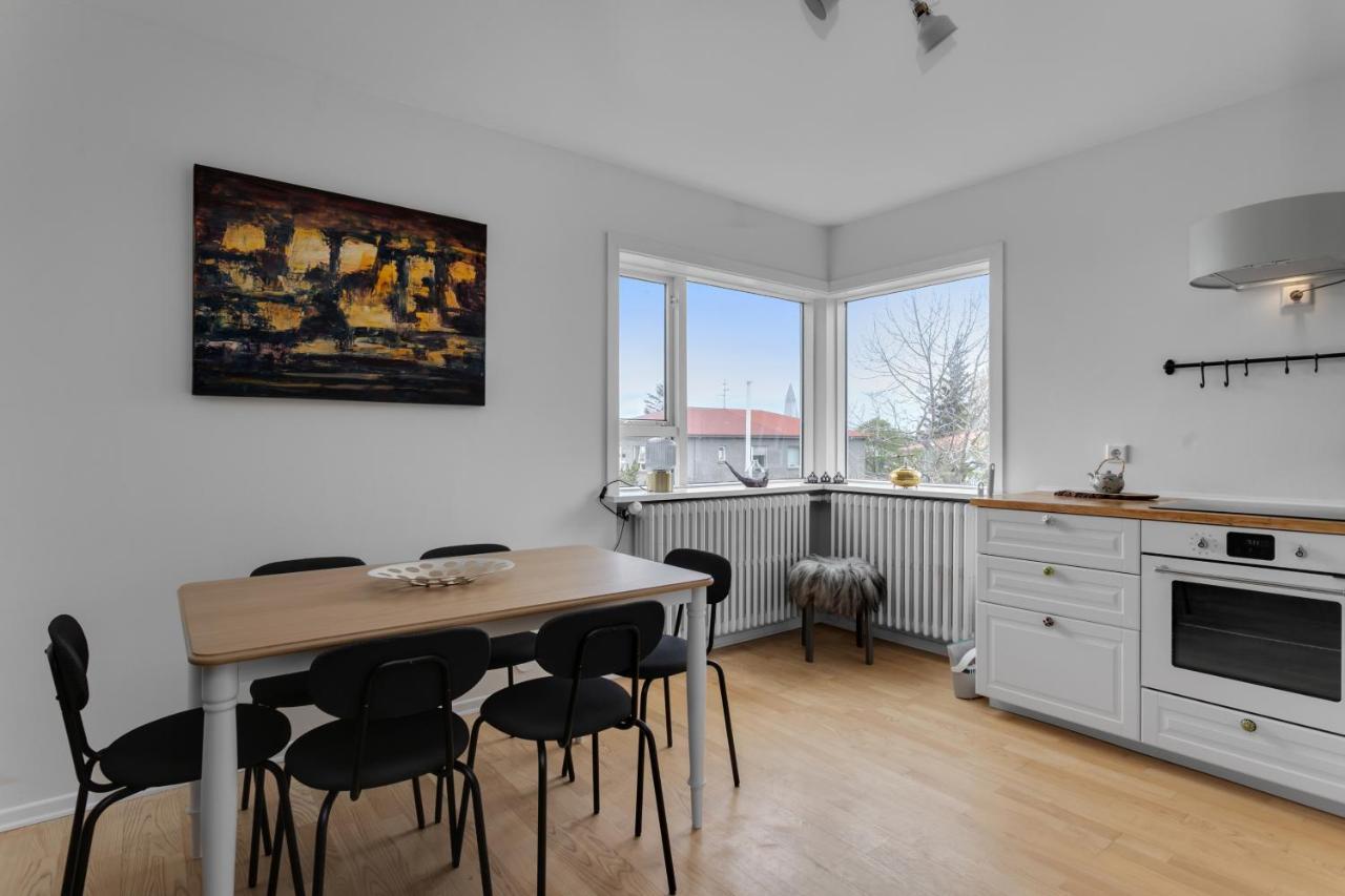 Cozy 2Br Apartment เรคยาวิก ภายนอก รูปภาพ