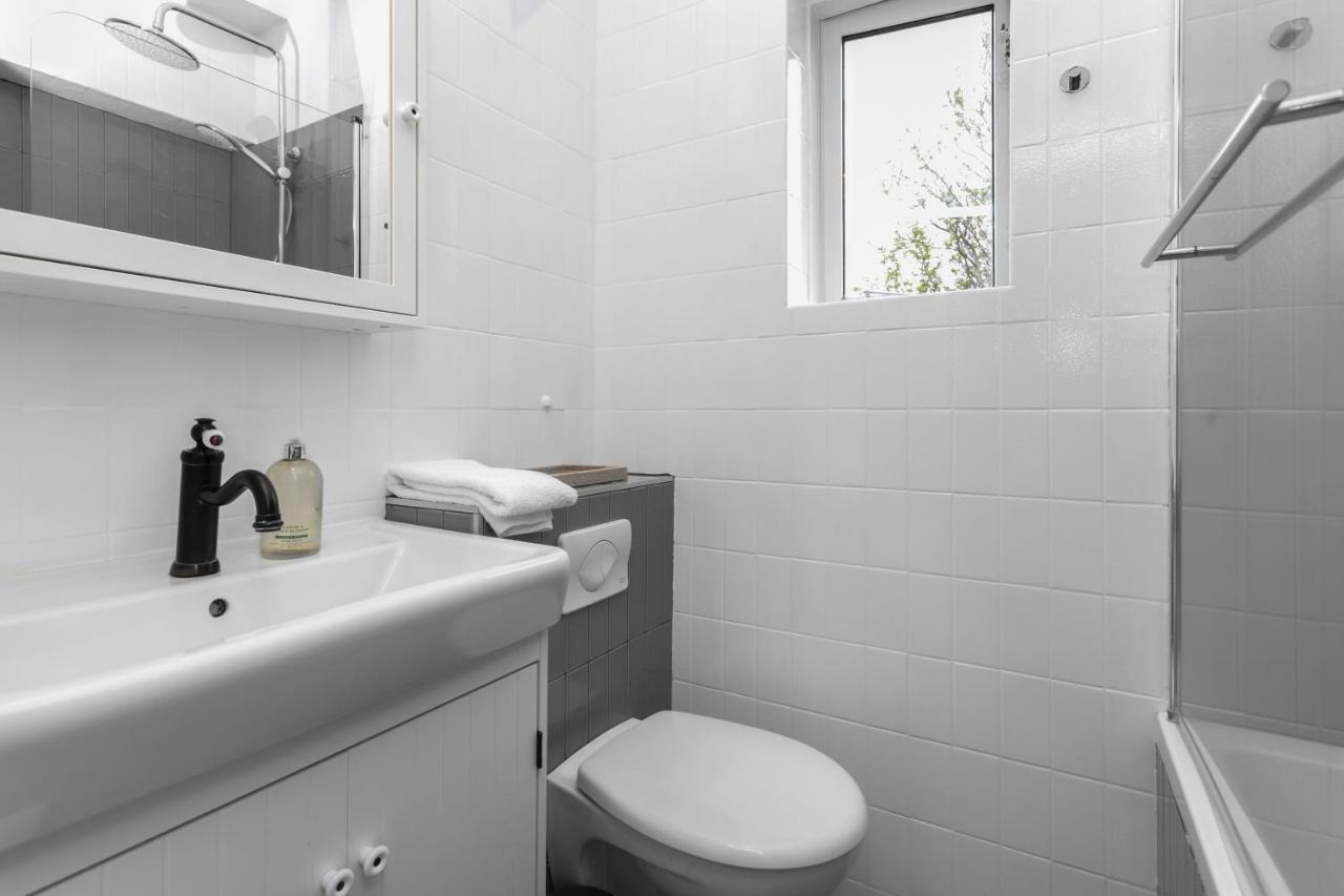 Cozy 2Br Apartment เรคยาวิก ภายนอก รูปภาพ